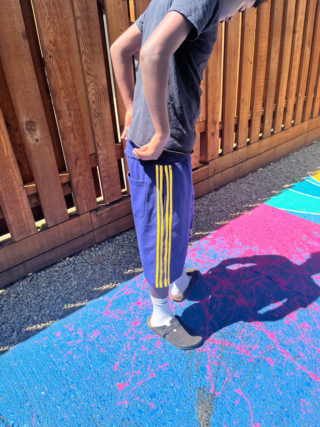 Reverse waist