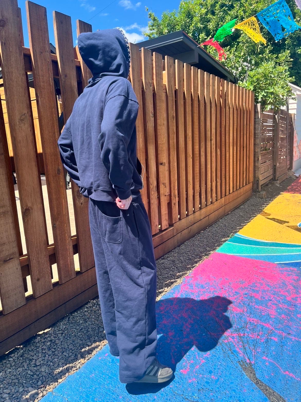 Revire sweats
